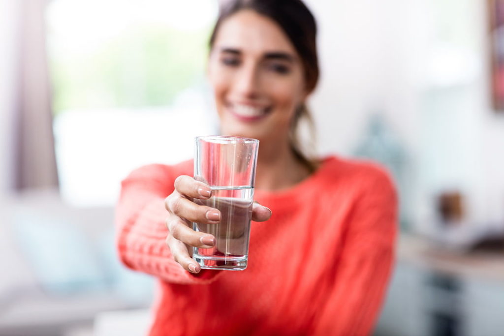 bicchiere acqua da rete idrica